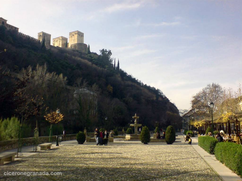 paseo de los tristes