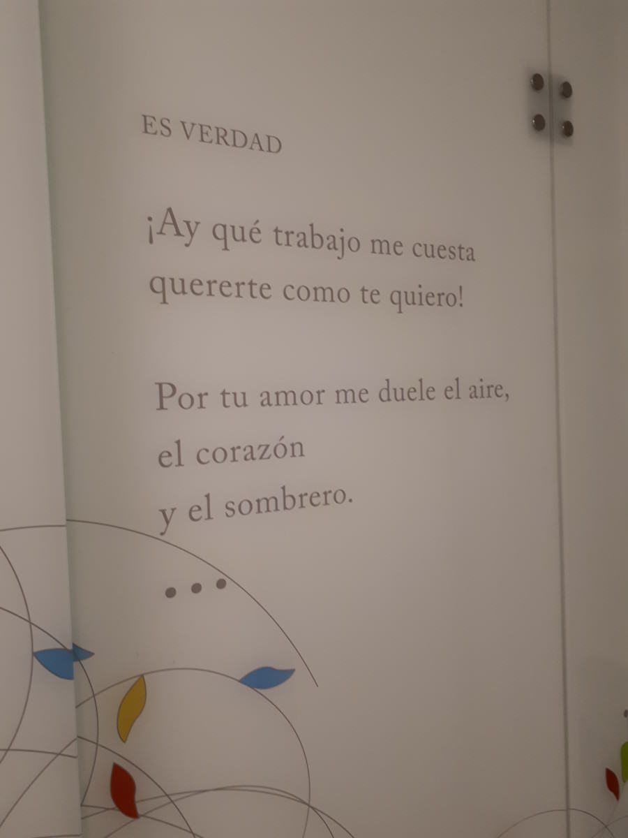 Federico García Lorca homenajeado en el aeropuerto de Granada