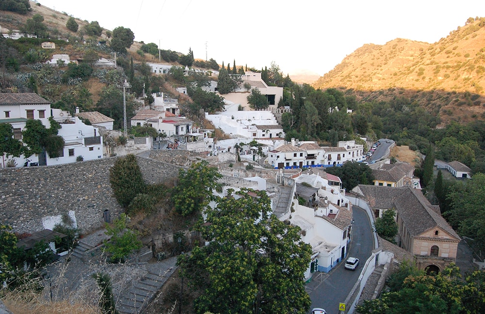 Atardecer en el Albaicín y Sacromonte de Granada. Únete a un grupo reducido premium