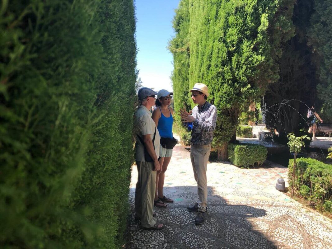 Alhambra Experiencias: Visita nocturna, Tour guiado