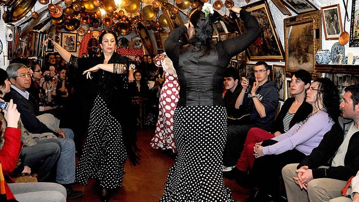 espectáculo flamenco en una cueva del sacromonte