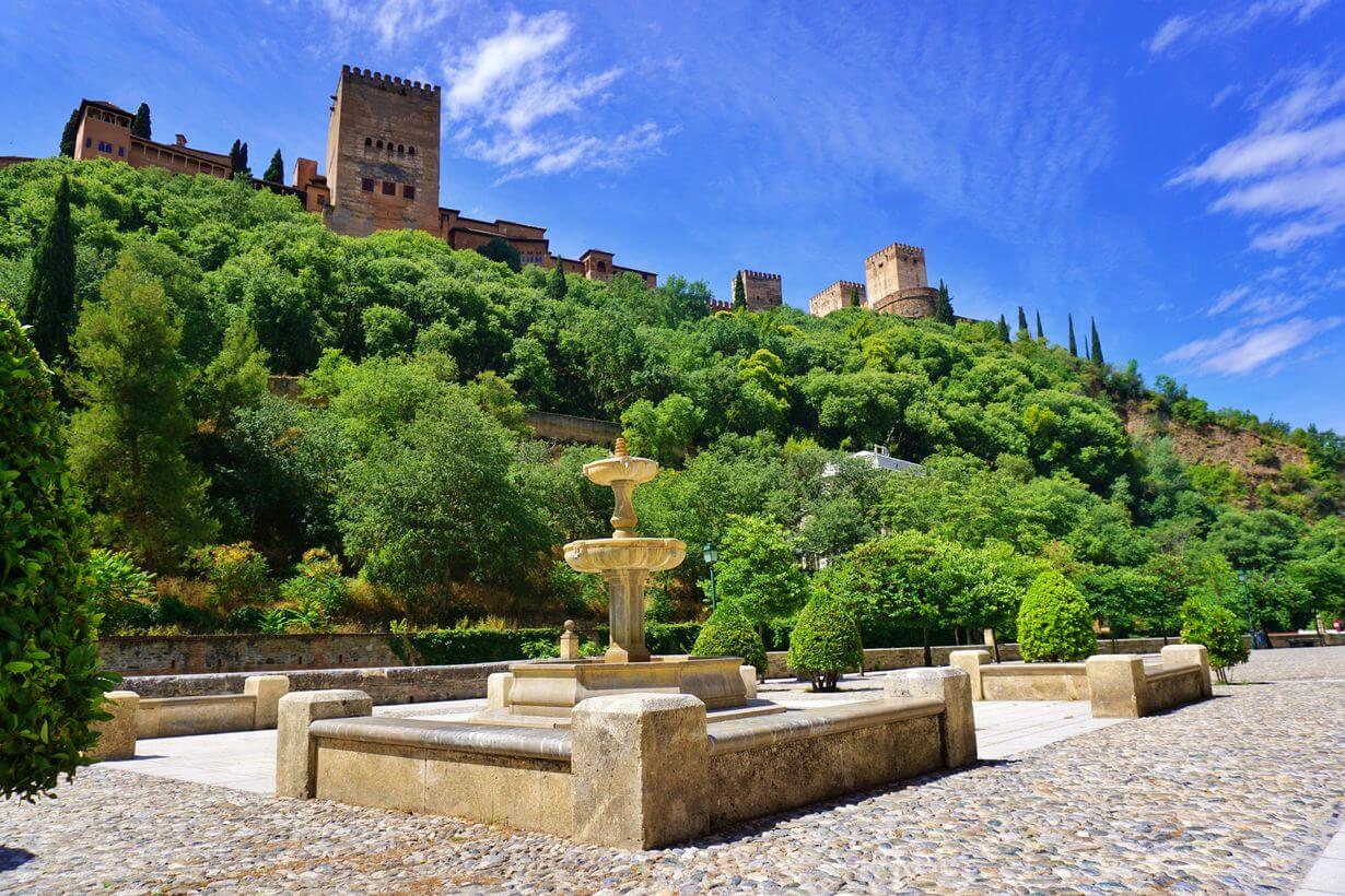 Senderismo cultural alrededor de la Alhambra: la colina de la Sabika
