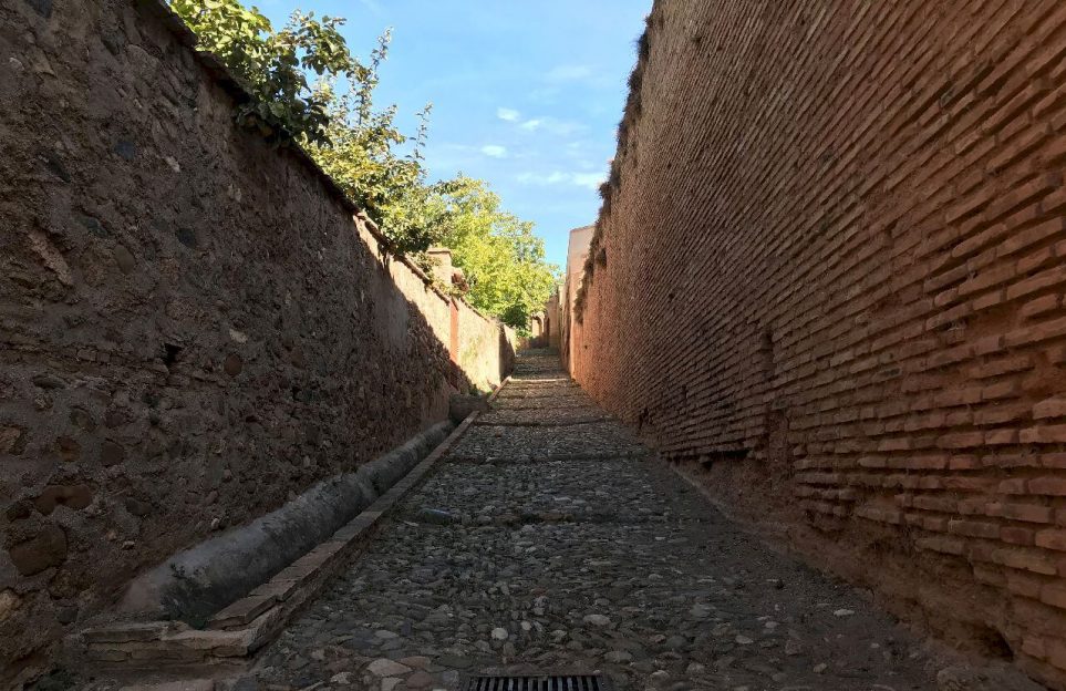 Cultural hike following a medieval track