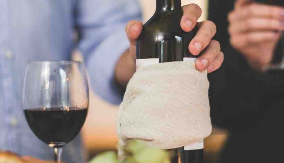 cata de vino en pareja