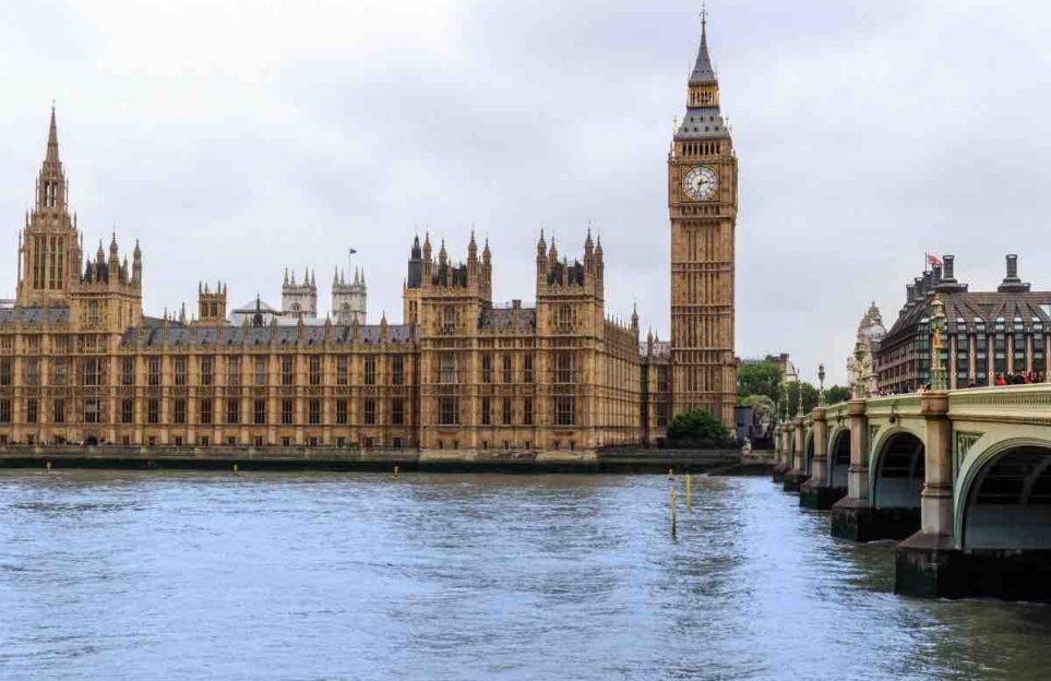 Tour virtual: Westminster y la Monarquía.