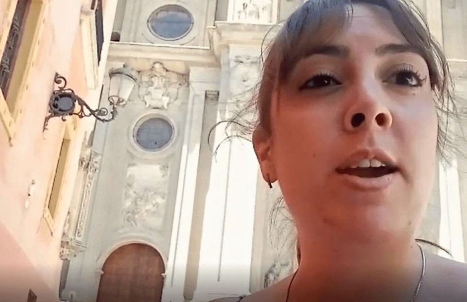 Private live-tour to the Center of Granada. On streaming