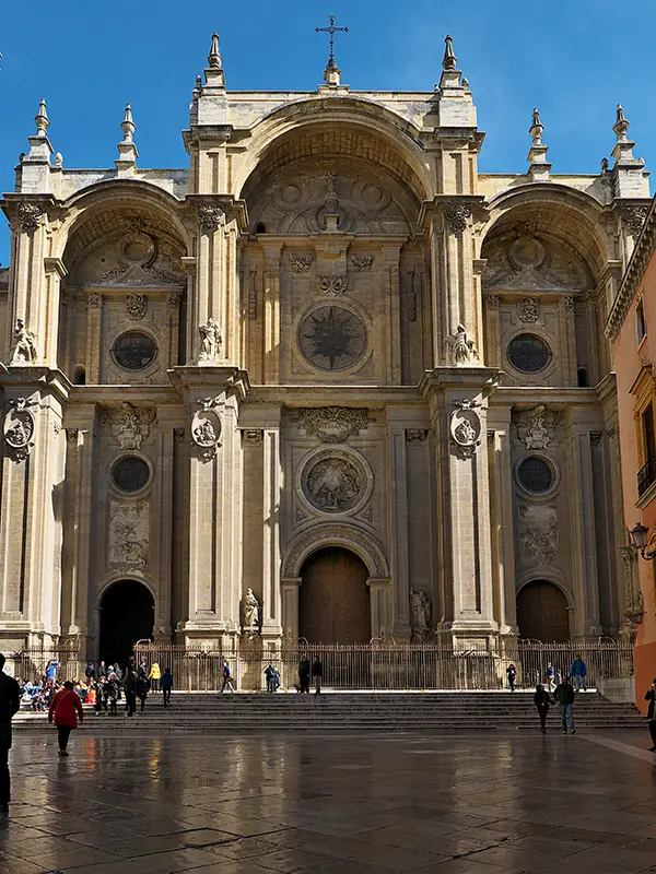 Fachada_principal_de_la_Catedral_de_Granada